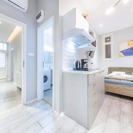 Apartament Js Modern Downtown Studios-self Check-in *